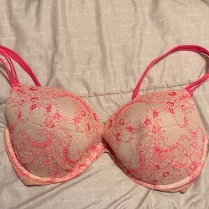 Victoria’s Secret push up Elegant Pink Lace Bra 38DD